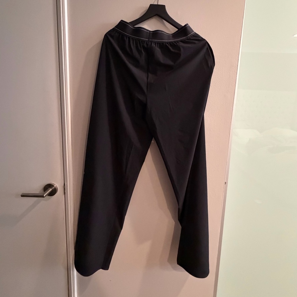 ALO Yoga Suit Up Trousers (Long) - Picture 6 of 8